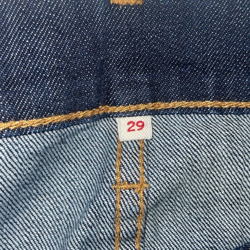 ⭐️Levi’s Denim Skirt - Picture 9 of 11